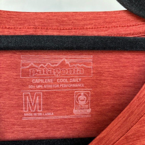 Patagonia Capilene Live Simply Guitar Decal Short Sleeve Shirt Size M - Picture 3 of 6